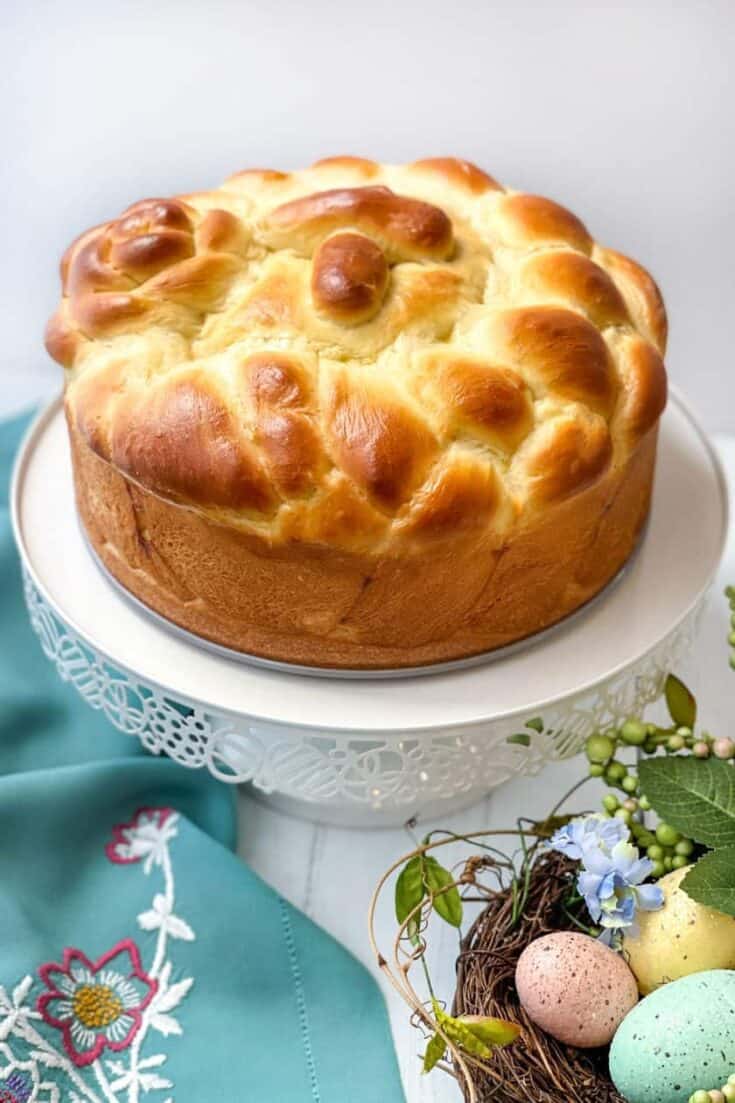 21 Easter Bread Recipes from Around the World - 31 Daily